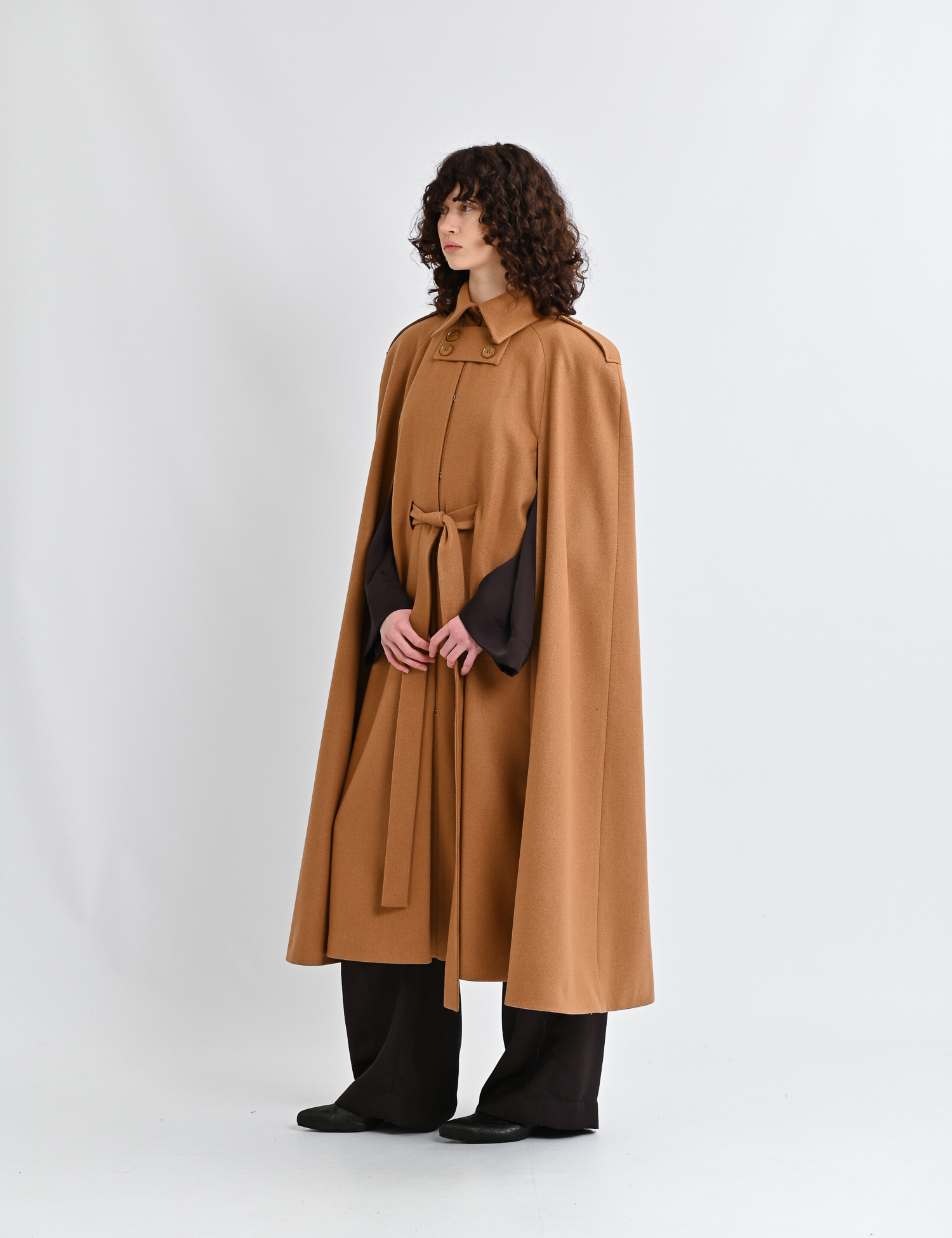 Картинка Кейп бежевий